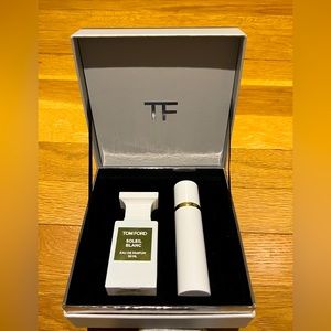 COPY - Tom Ford perfume box and bottles